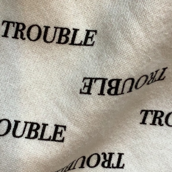 Street Wear Sweatshirt - Picture 7 of 8